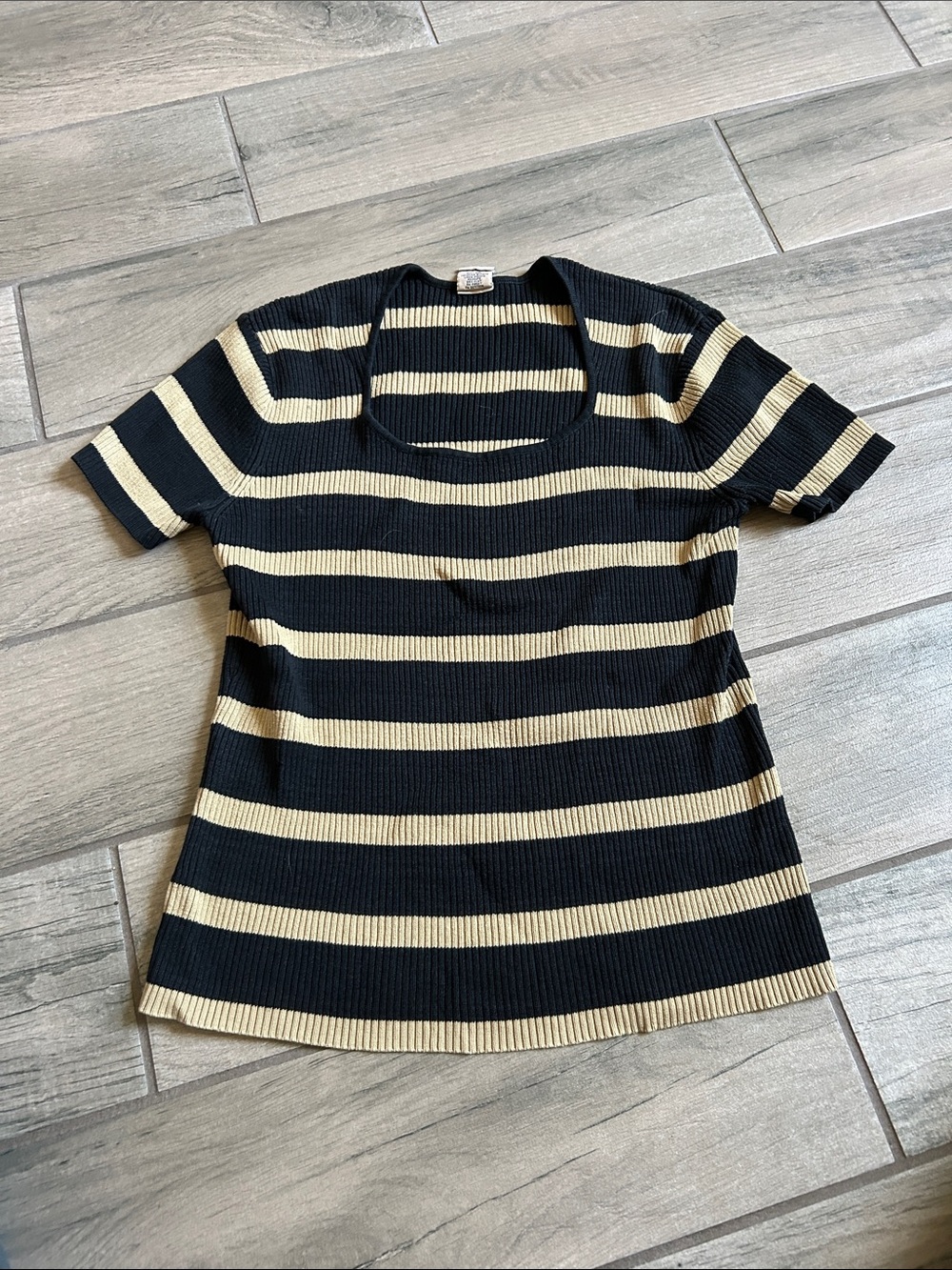 High Sierra Black and Cream Striped Short-Sleeve Knit Top